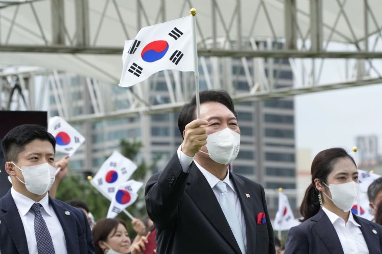 韩国政府或大幅删减2024年研发预算。图为韩国总统尹锡悦。法新社 韩国政府或大幅删减2024年研发预算。图为韩国总统尹锡悦。法新社