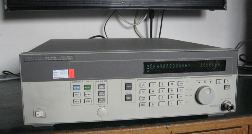 美国安捷伦Agilent HP83712A信号源