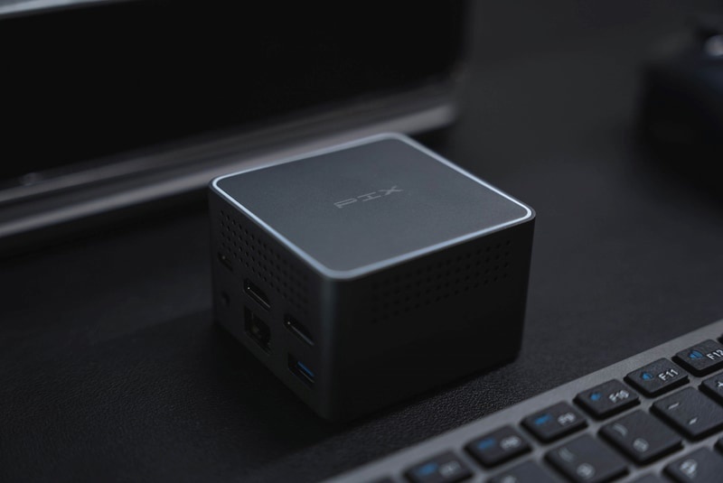 厂商推出超迷你主机：搭载 10nm 奔腾，USB-C 供电