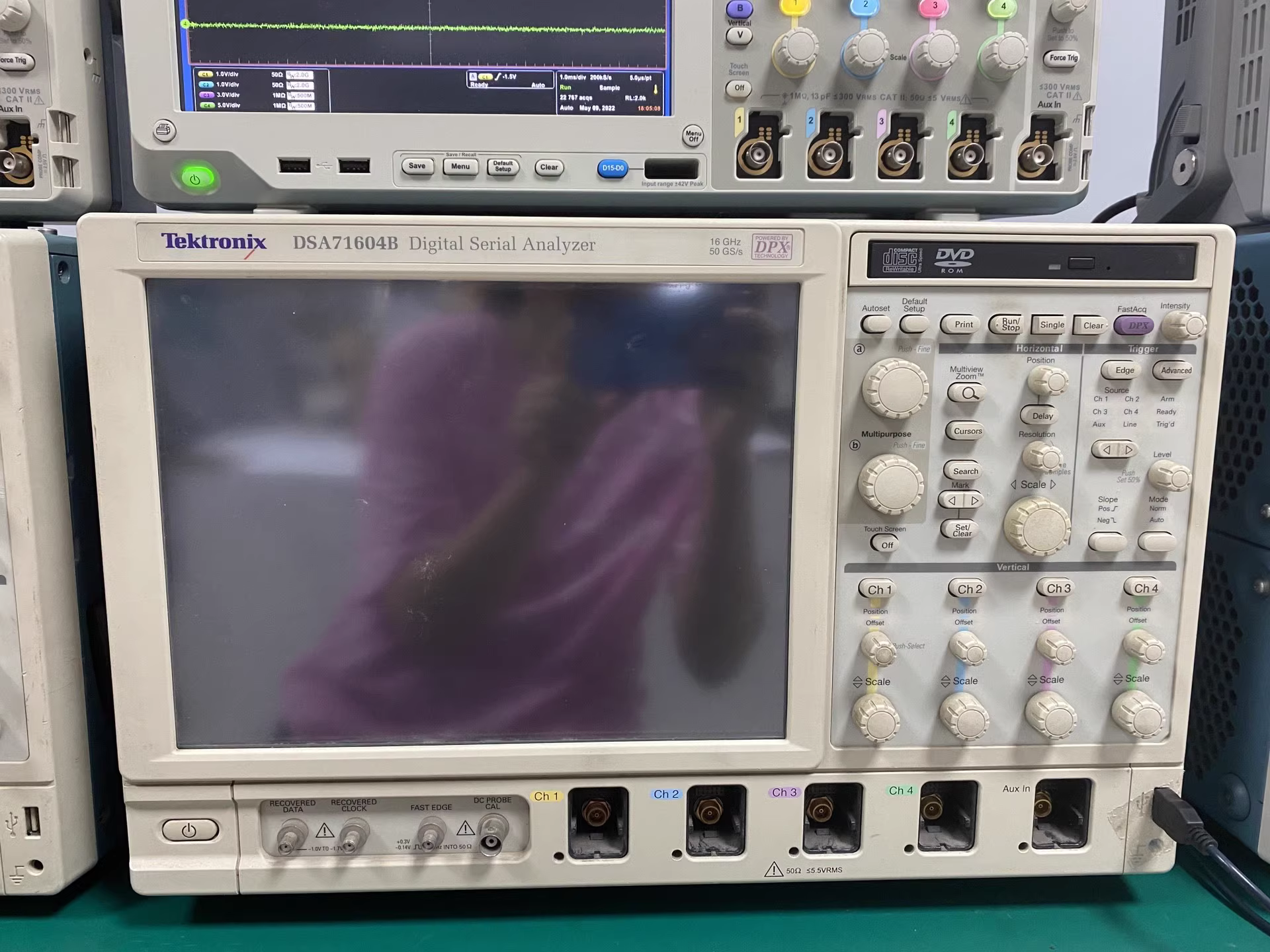 DSA71604B 泰克示波器