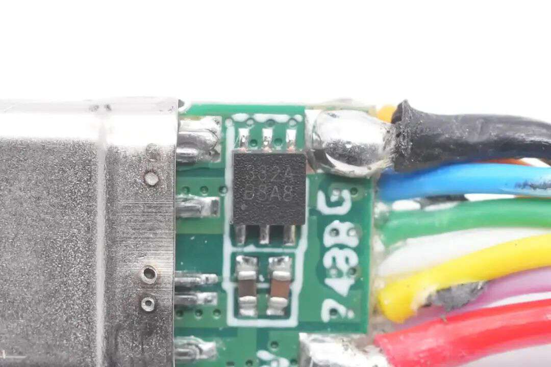 慧能泰USB-C线缆E-marker芯片应用案例汇总-充电头网