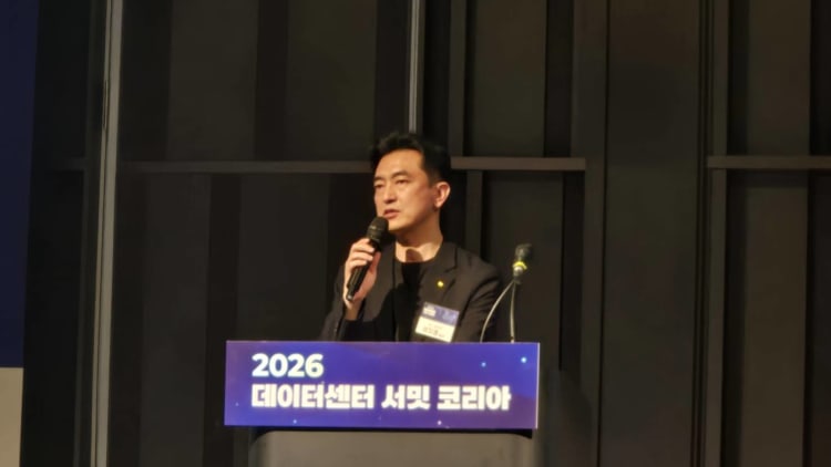 韩国电信巨头建人工智能数据中心,三招破解难题