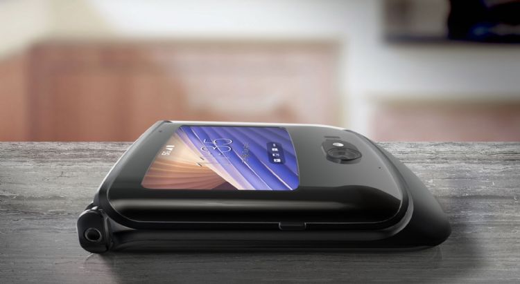 Moto Razr将登场 欲抢三星Galaxy Flip商机