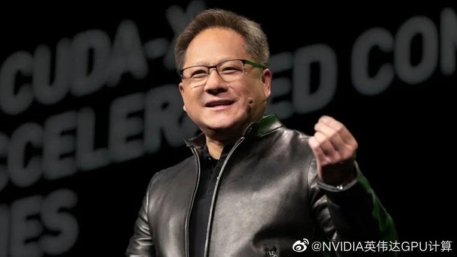芯片价格暴跌超80%！黄仁勋要第一时间调整渠道价格和库存；中芯国际赵海军称代工行业供过于求并不明显 | TMT大咖说