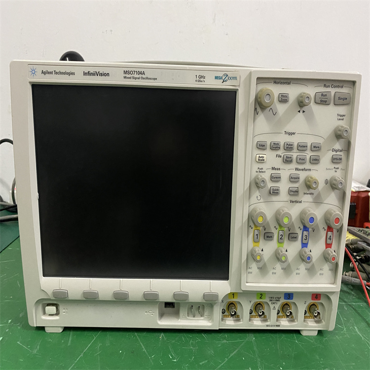 是德科技MSO7104A示波器1GHz4个模拟通道和16个数字通道