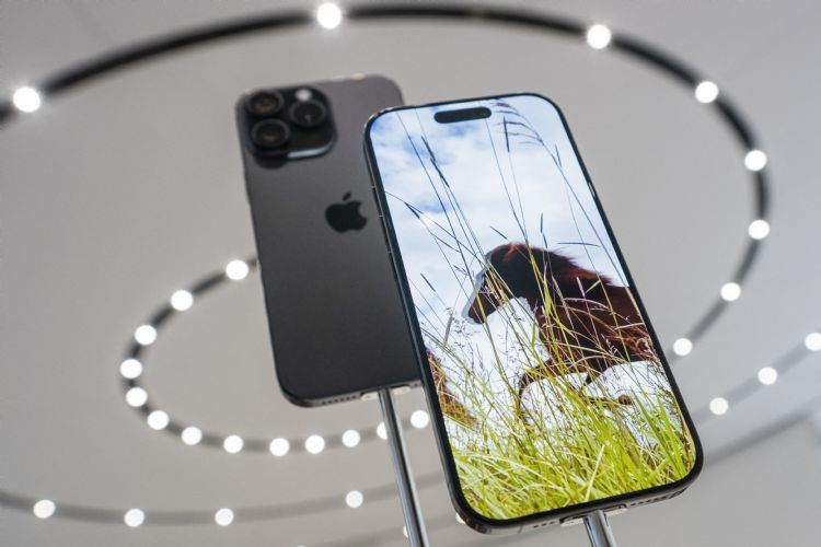 iPhone 17全系列将搭载M14 OLED面板，三星显示器成最大赢家