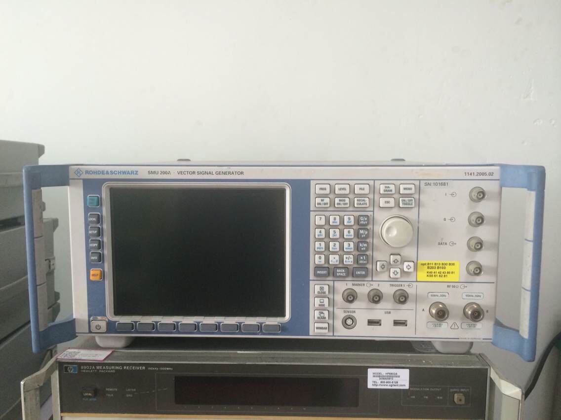 罗德与施瓦茨SMJ100A 100khz-3Ghz 信号发生器