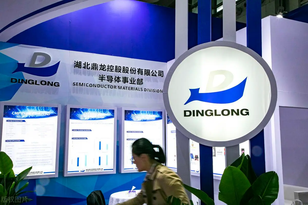 鼎龙股份计划于Q4建成规模化晶圆光刻胶产线