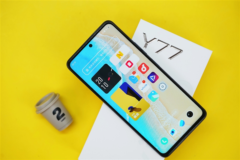 80W最强充电千元机！vivo Y77评测：首发天玑930温度感人