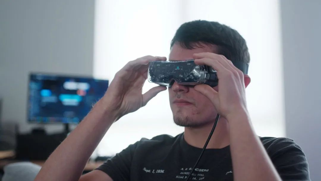 全球最轻最小的 VR 头显 Bigscreen Beyond 发布:仅重 127 克,双 2560p 屏