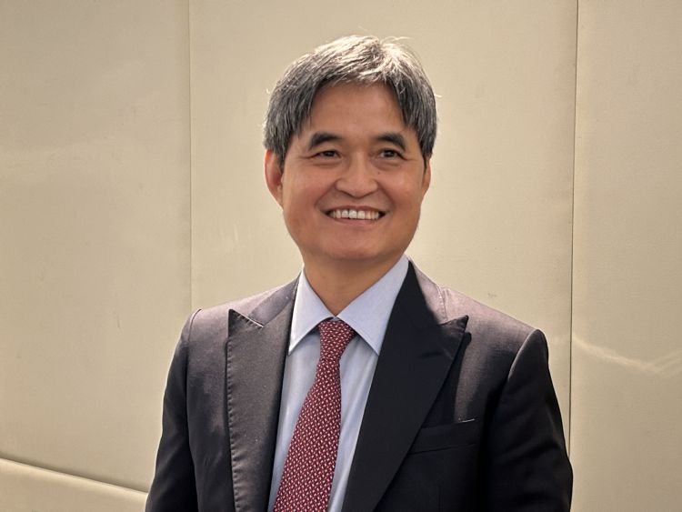 针对购并后的市场排名变化,文晔董事长郑文宗认为须从产品线、客户群与广度多面考量。黄立安摄 针对购并后的市场排名变化,文晔董事长郑文宗认为须从产品线、客户群与广度多面考量。黄立安摄