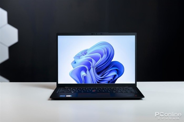 联想2022款ThinkPad X1 Carbon评测:小黑又上了一层楼