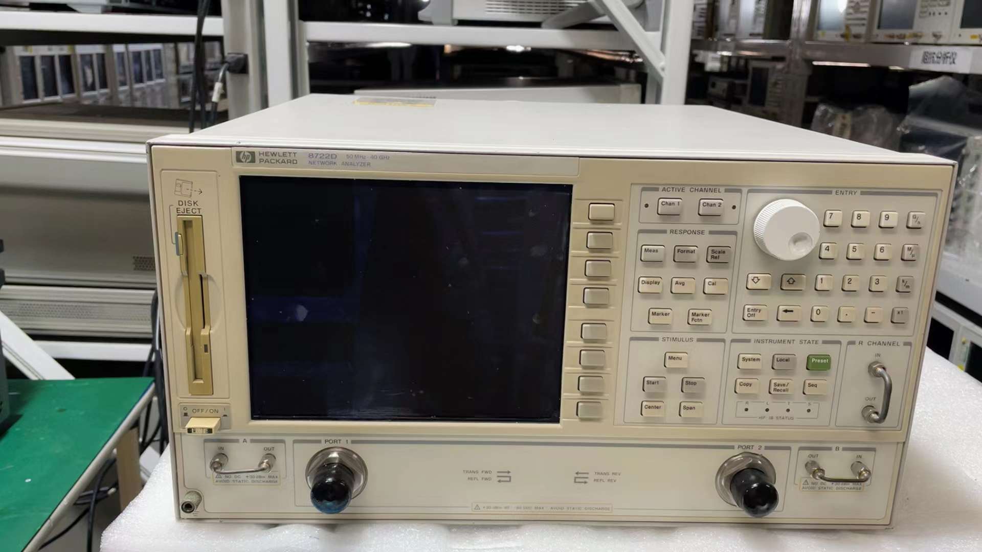 MSOS804A 高清 晰度 示波器：8 GHz，4 个模拟通道和 16 个数字通道