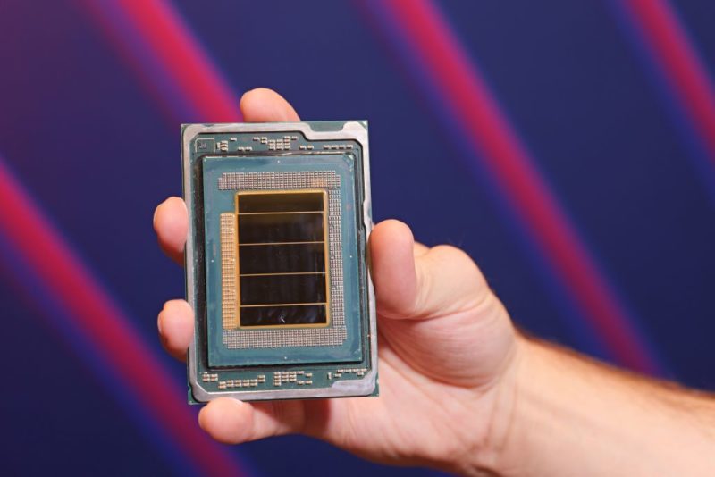 Intel 18A制程新突破，Clearwater Forest处理器亮相MWC