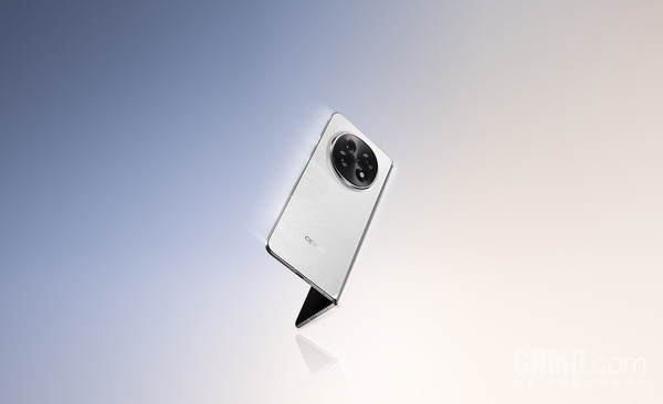 传苹果曾拆解OPPO Find N5研究技术