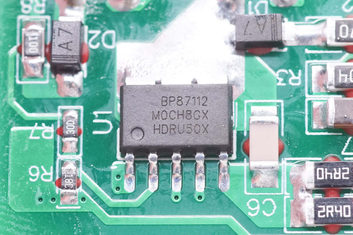 深度解析BP87112和BP6211B，揭秘晶丰明源20W快充电源套片方案的各项优势-充电头网