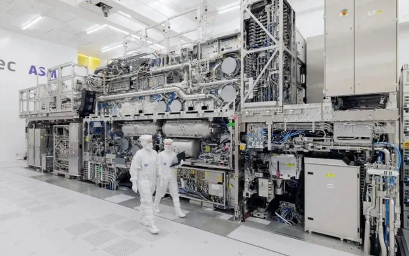 ASML最新EUV设备装机，专造2nm和3nm