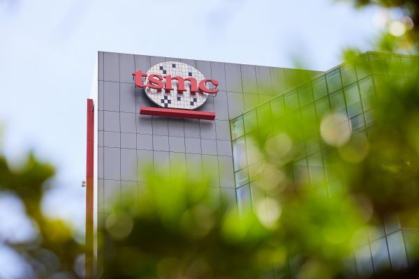 台积电宣布将原先「全球营运100%使用再生能源」目标提前至2040年。李建梁摄 台积电宣布将原先「全球营运100%使用再生能源」目标提前至2040年。李建梁摄