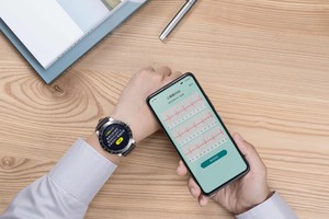 华硕VivoWatch获卫福部医疗器材软体认证