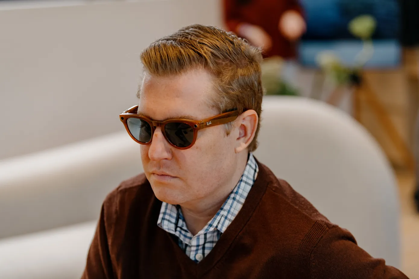 Meta首款AI智能眼镜发布,Ray-Ban Meta搭载骁龙AR1 Gen 1芯片,支持Meta AI-我爱音频网