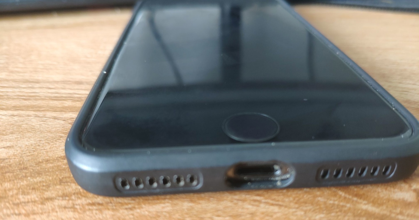 国产主流手机已切换 USB Type-C 接口，我国或率先统一快充技术标准