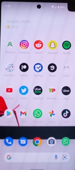 谷歌 Pixel 6 系列又出问题:用户反映屏幕出现黑点且不断变大 Pixel_6