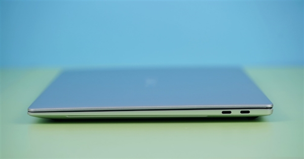 14.2英寸3.1K屏!华为MateBook X Pro开箱图赏