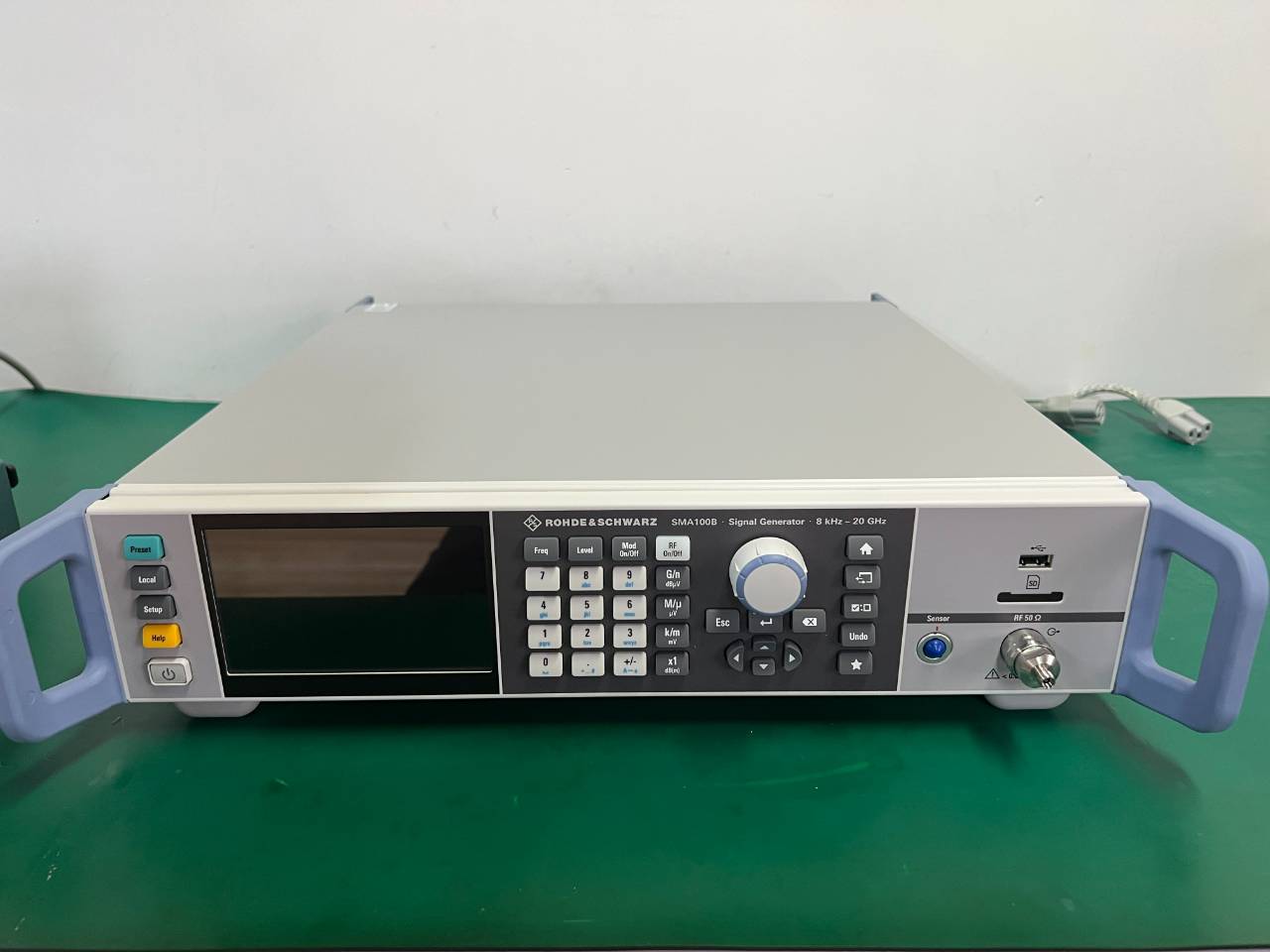 SMA100B/二手罗德与施瓦茨 SMA100B信号发生器