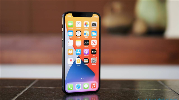 iPhone 14 mini退出舞台!苹果为何不做小屏旗舰了?