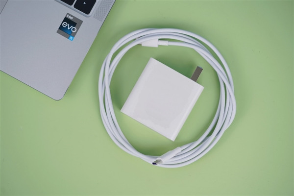 14.2英寸3.1K屏!华为MateBook X Pro开箱图赏