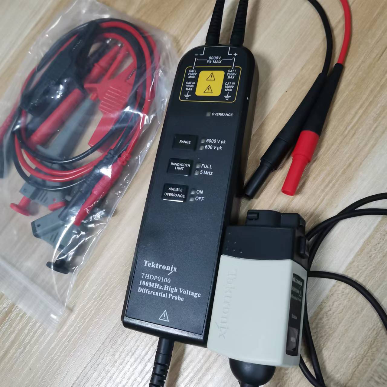THDP0100 泰克Tektronix高压差分探头100MHz