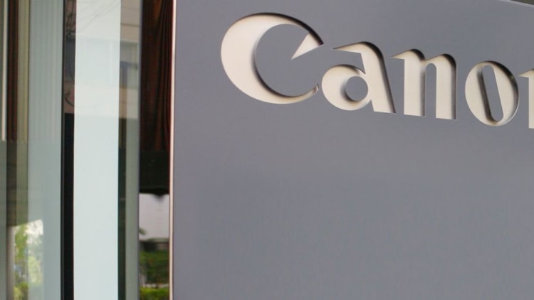 Canon半导体设备营收下滑，未来有望触底回升