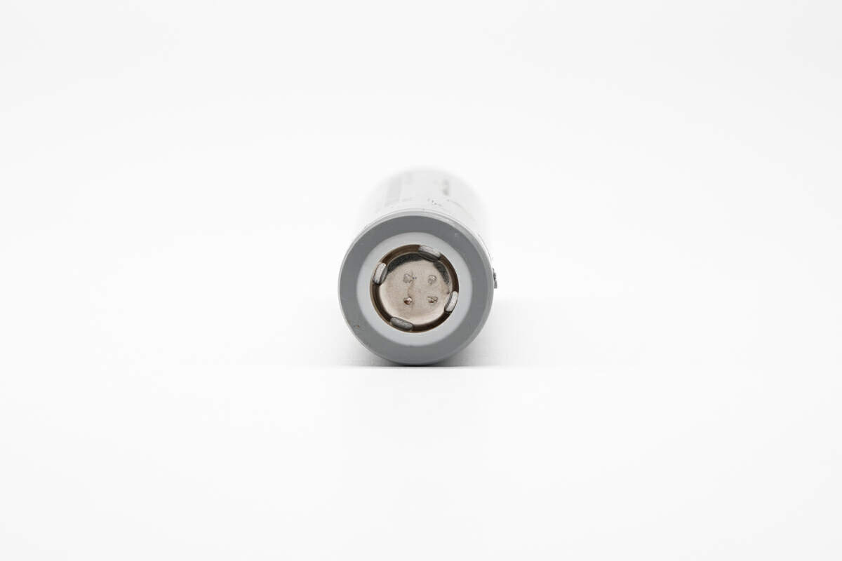 循环寿命 1000次,稳定且高效:亿纬锂能推出21700/50E 电芯-充电头网