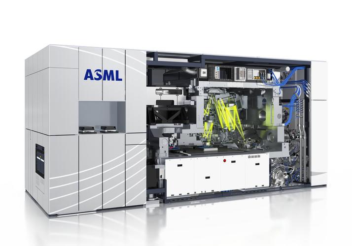 ASML High-NA EUV光刻机成功印刷首批图案
