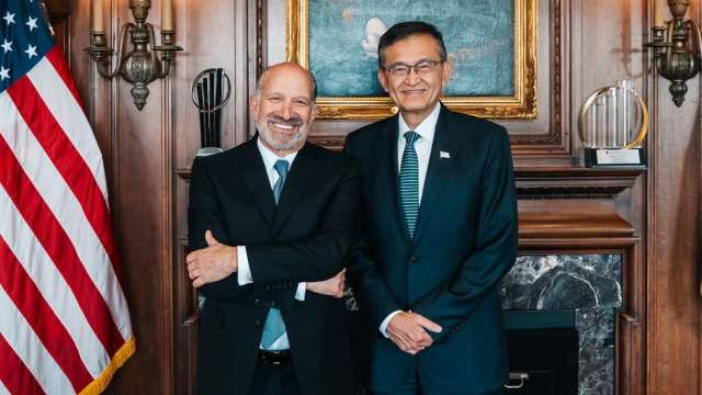 美国政府入股英特尔，交易细节曝光