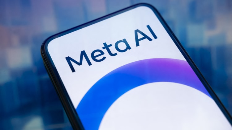 Meta将发布新一代AI模型，采取混合开源策略