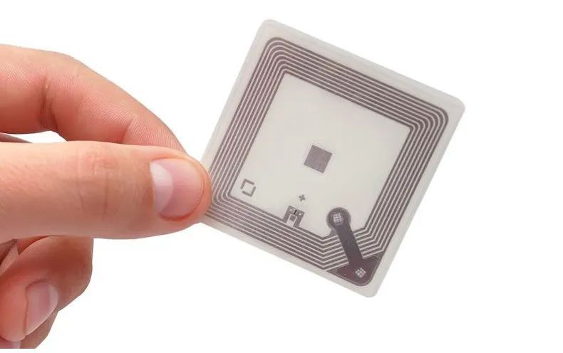 rfid 我们俗称的电子标签,就采用了rfid技术.