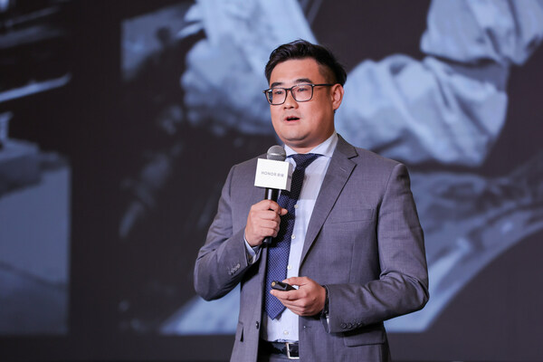 TÜV莱茵与荣耀共建绿洲护眼实验室，开创护眼技术新未来