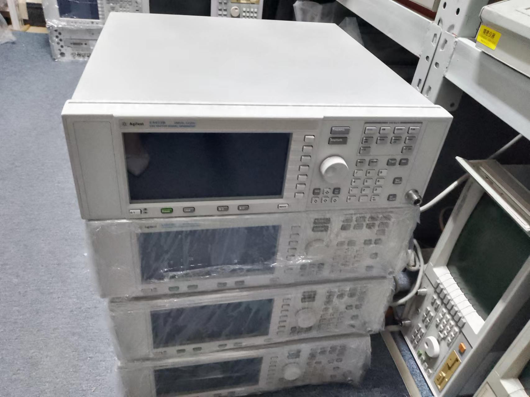 Agilent E4433B 信号发生器 品牌：Agilent安捷伦E4433B