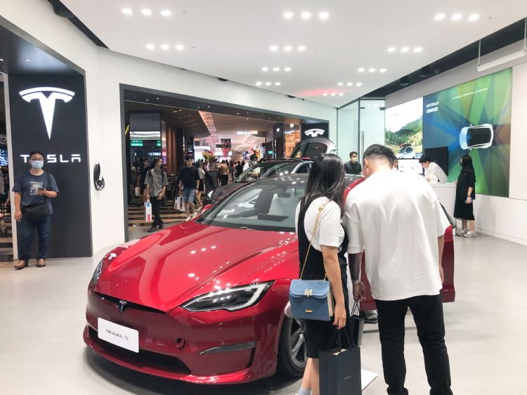 Tesla包办台湾电动车款9月挂牌前三名。符世旻摄(数据照) Tesla包办台湾电动车款9月挂牌前三名。符世旻摄(数据照)
