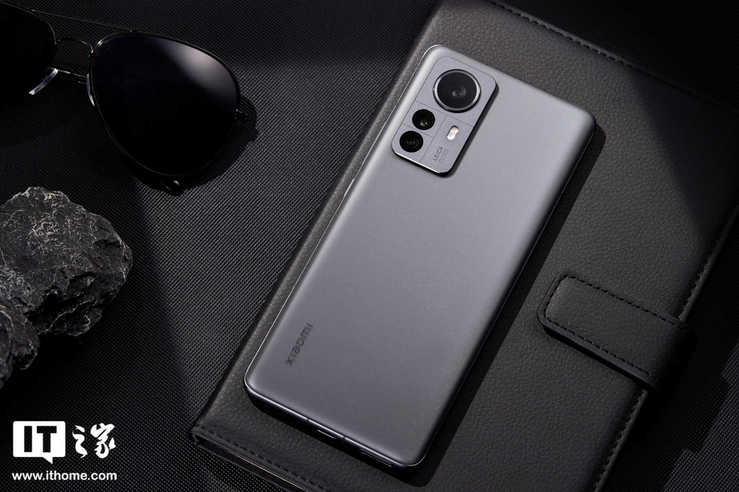 比亚迪电子:全方位参与小米 12s 系列手机金属及素皮后盖,金属中框