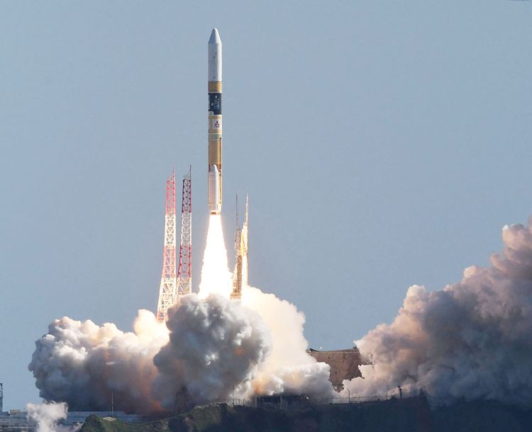 搭载登月探测器的日本H2A火箭，于2023年9月7日上午于鹿儿岛县种子岛太空中心成功发射。法新社