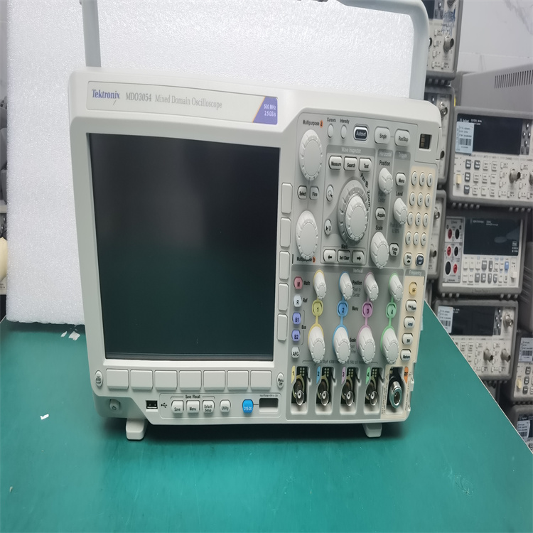 Tektronix泰克MDO3054数字示波器
