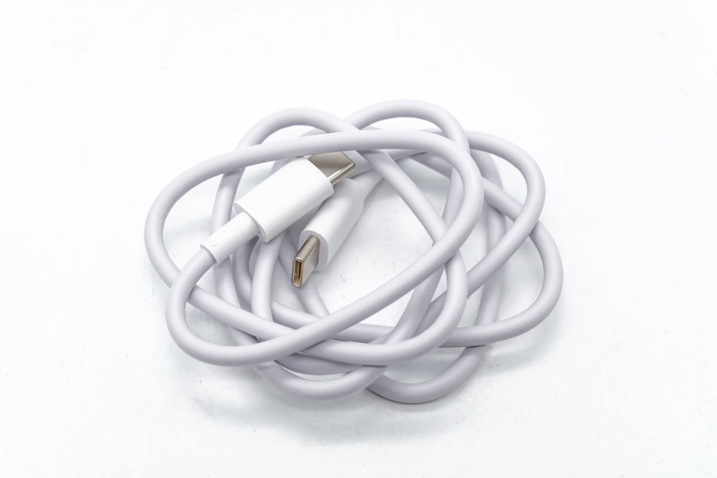 科普：240W充电线相比120W、100W、60W有何区别？-充电头网