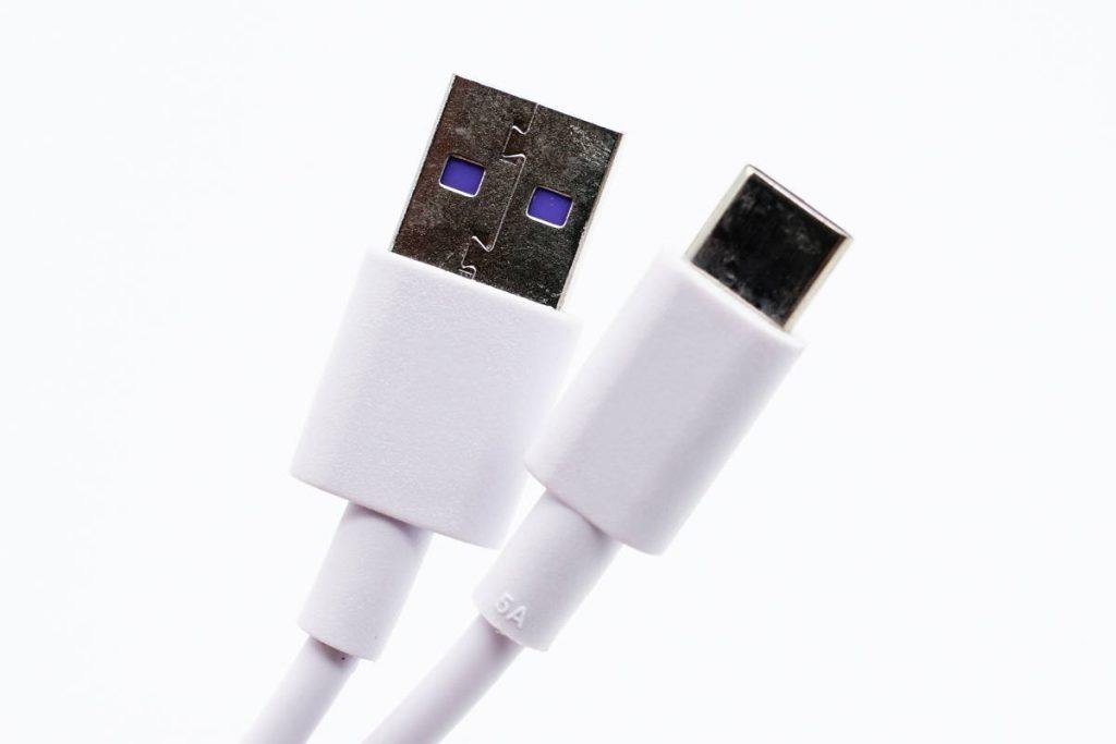 科普：240W充电线相比120W、100W、60W有何区别？-充电头网