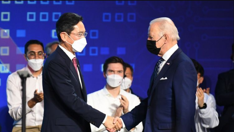三星DRAM、晶圆代工挂病号 存储器专家内调诊断