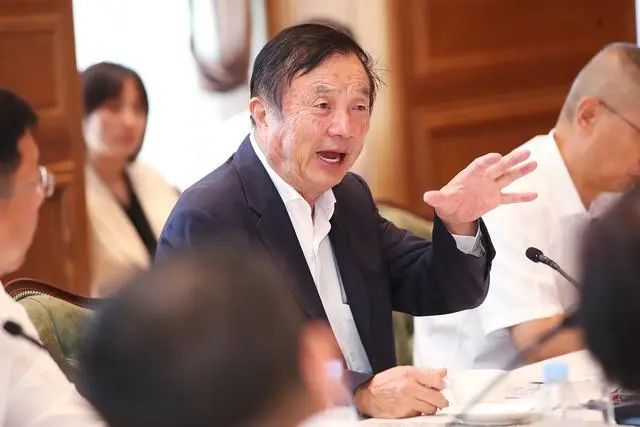 任正非：我们储备人才，不储备美元！