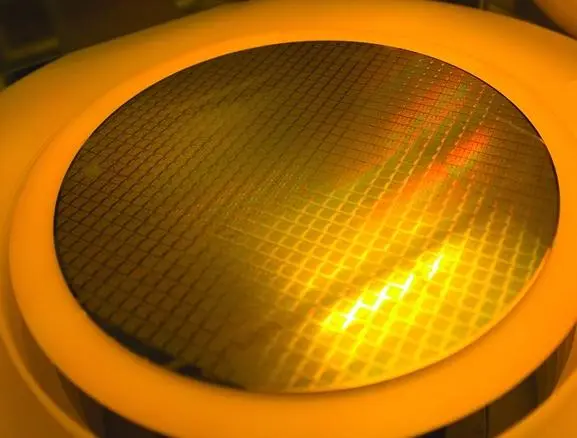 Apro Semicon年底将量产8英寸1200V GaN外延片