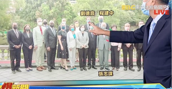 张忠谋、刘德音出席佩洛西窜访团午宴 传美期望台积电在美进一步扩厂