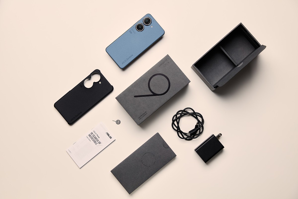 约 5500 元起,小屏旗舰华硕 Zenfone 9 发布:骁龙 8 + Gen1、5.9 英寸、3.5mm 耳机孔、IP68 防尘防水 Asus Zenfone 9 unveiled: still small, but faster, longer lasting and with a better camera